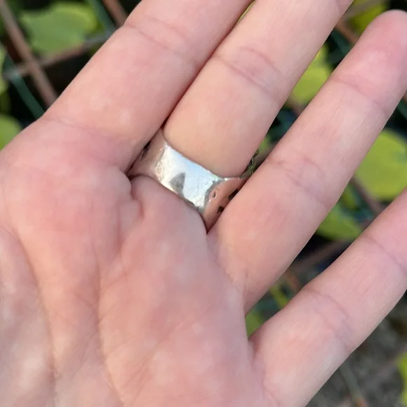 CORAL GODDESS RING - Picture 4 of 5